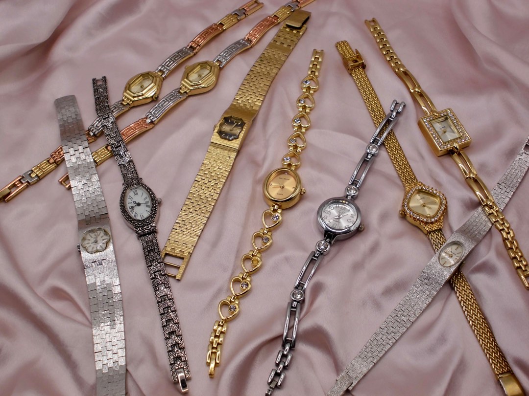 Dainty silver watch top
