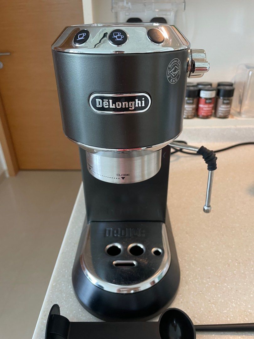 Delonghi Espresso Coffee Machine, TV & Home Appliances, Kitchen