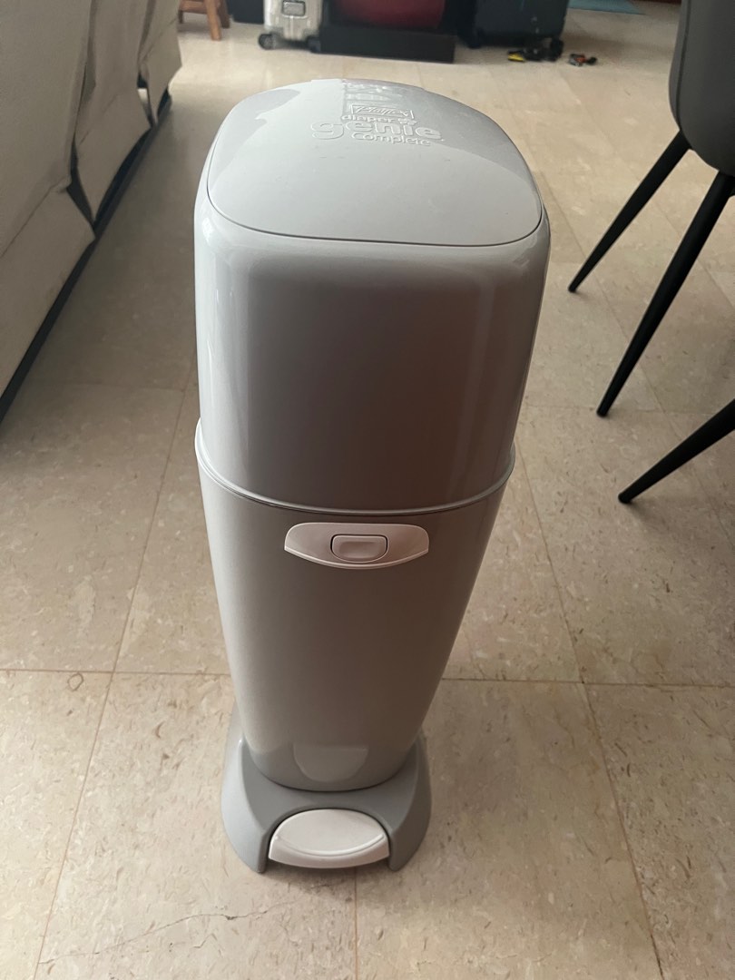 Diaper bin / Diaper Genie Playtex, Babies & Kids, Bathing & Changing