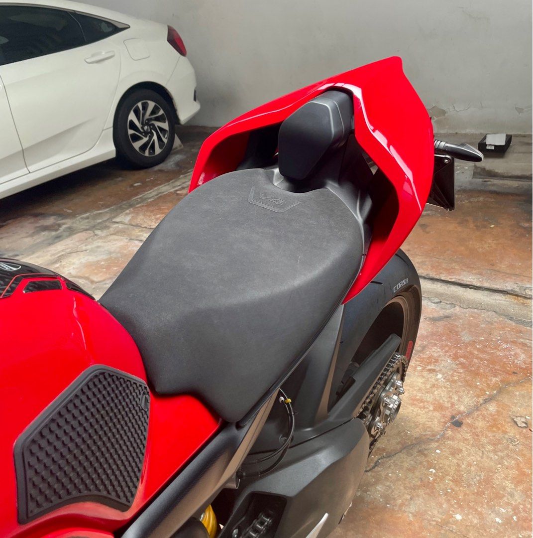 Ducati Streetfighter/Panigale Rear Passenger Seat Cowl, Motorcycles