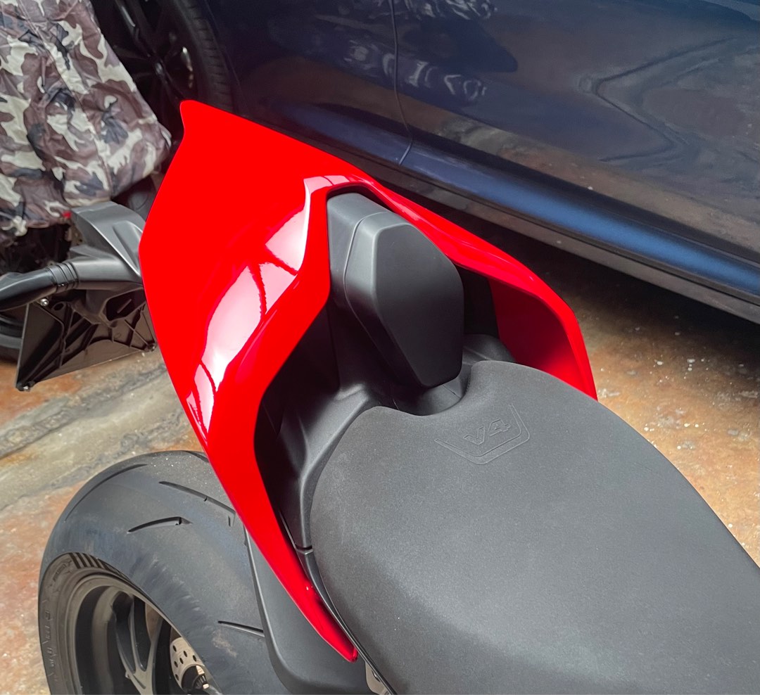 Ducati Streetfighter/Panigale Rear Passenger Seat Cowl, Motorcycles