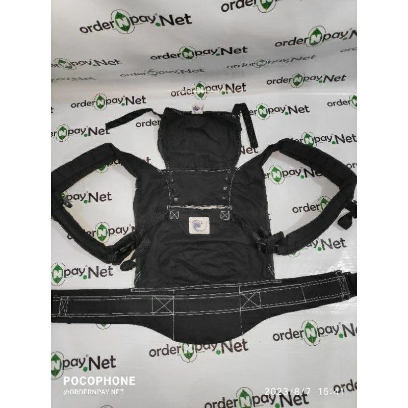 Ergobaby carrier (old logo), Babies & Kids, Going Out, Carriers