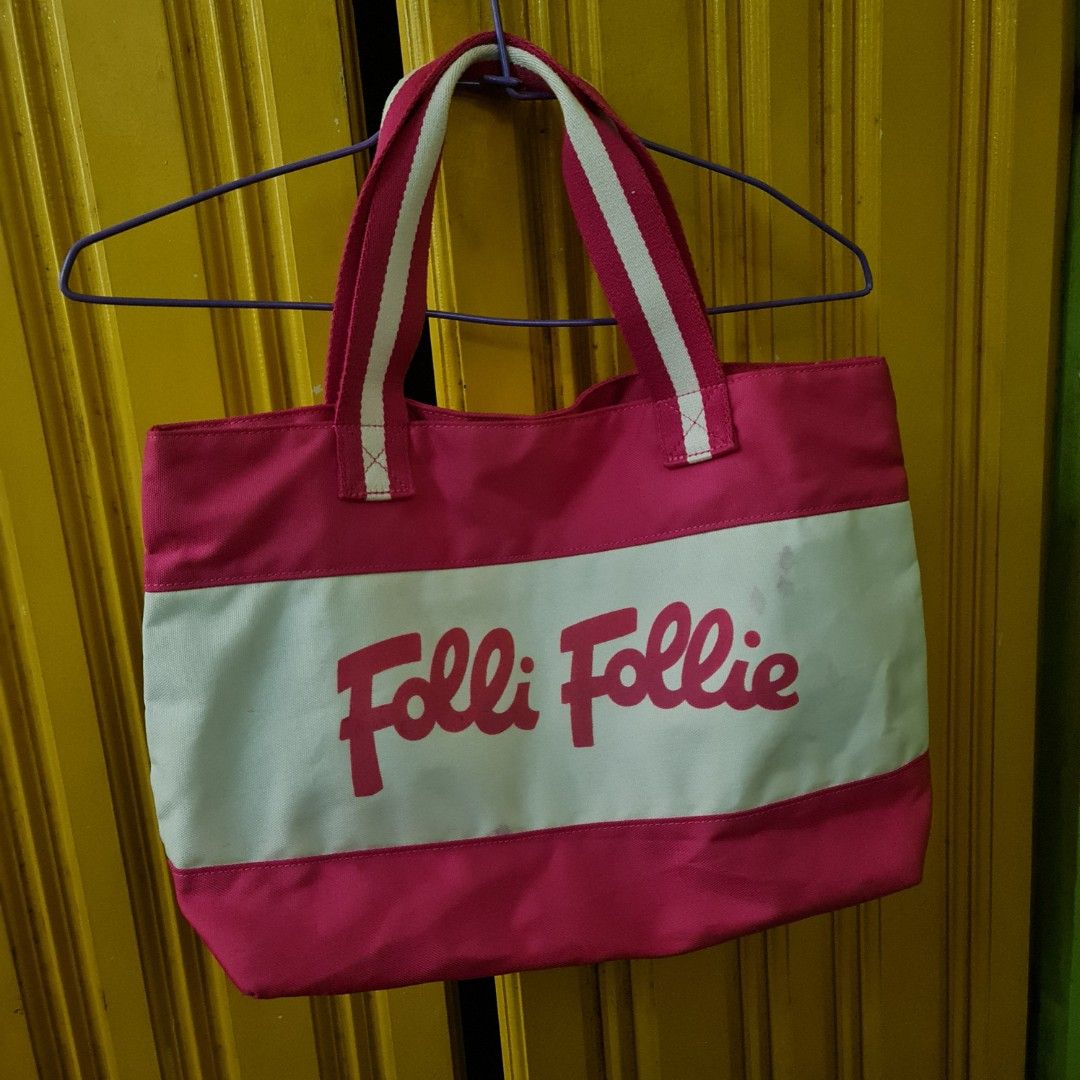 Folli Follie Bag (Category: Shoulder Bags) located in Pasig City. Submitted by aikee7796 (Listing ID 1257776948, Image 1). Description: 8/10 Some stains, please see pictures Bought from Japan.