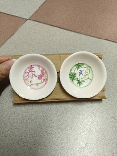 Glass sauce dish (2 units)