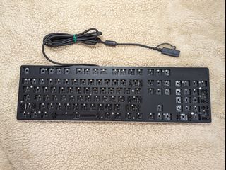 （分類：）位於 。 由 alainmikli 提交（商品編號 1257852570，圖片 1）。簡介： 。