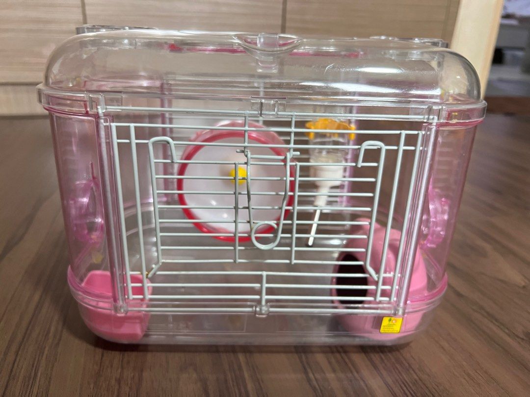 Tupperware hamster cage top