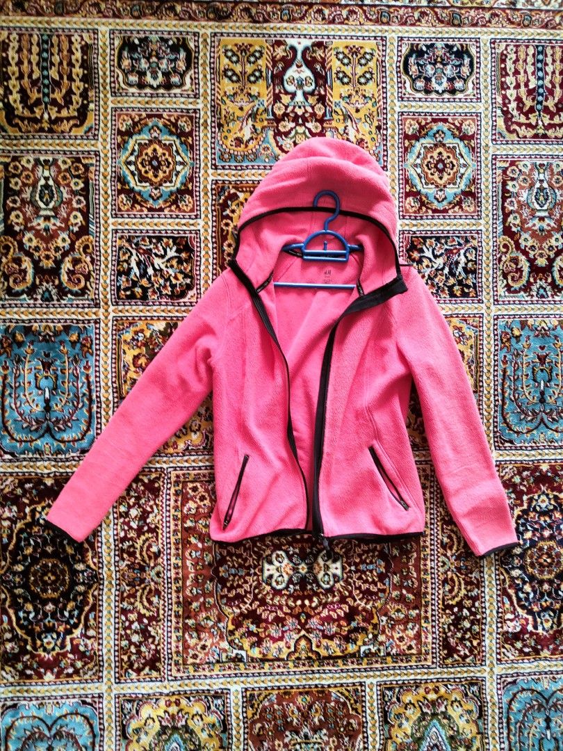 H M sport pink warm sweatshirt hoodie for autumn with pockets