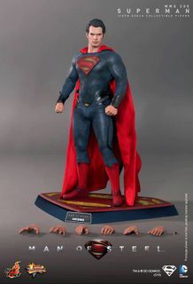 Hot Toys MMS200 Man Of Steel Super-Man Collectible Figure. MIB