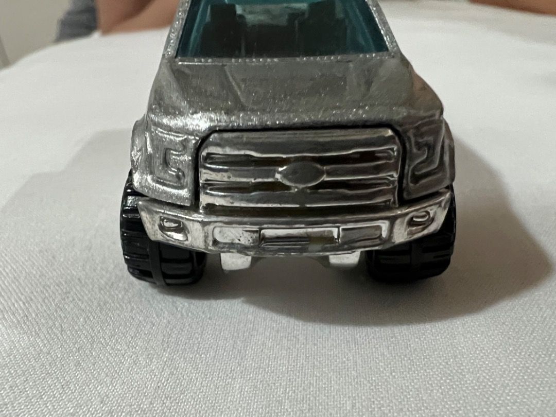 Hot Wheels Ford F150 (Category: Vehicle & Diecast Models) located in Rizal. Submitted by preloved0923_ (Listing ID 1257828560, Image 3). Description: .