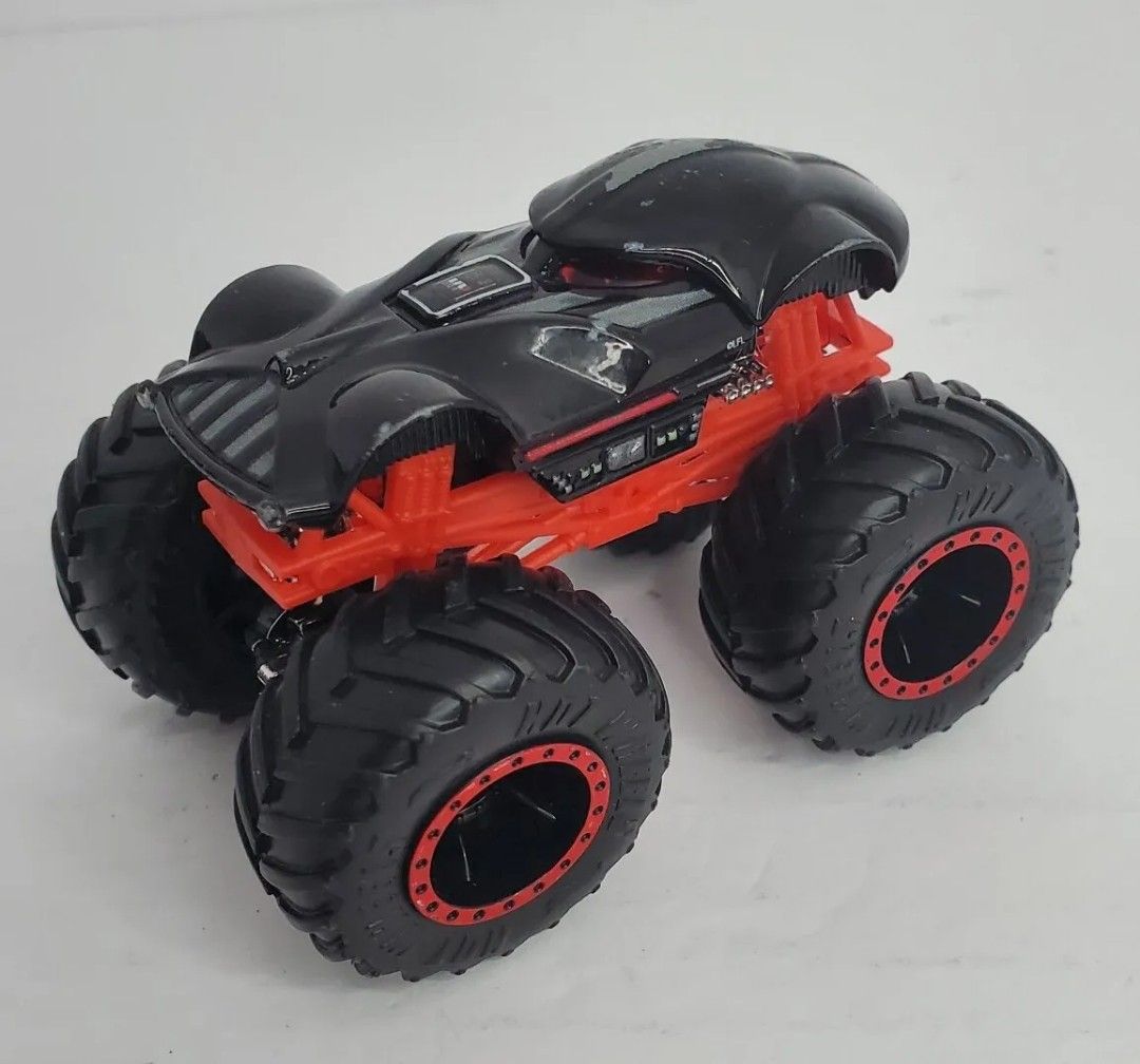 HOT WHEELS MONSTER TRUCKS OVERSIZED 1 24 SCALE 2023 STAR WARS