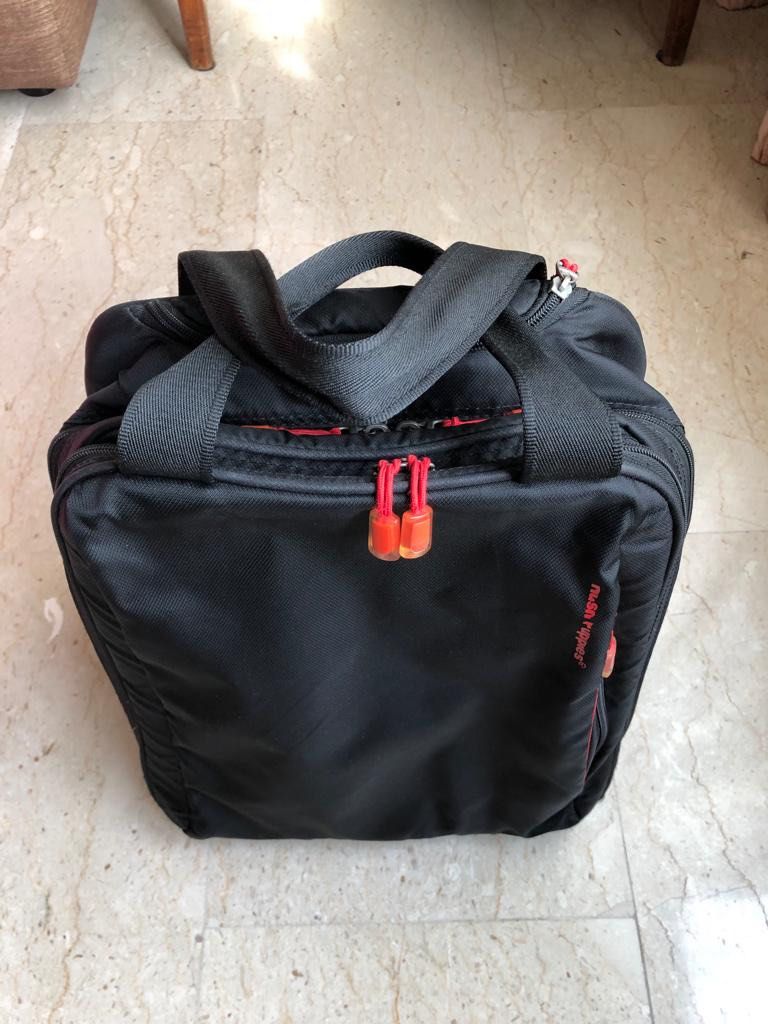 Hush puppies laptop best sale trolley bag