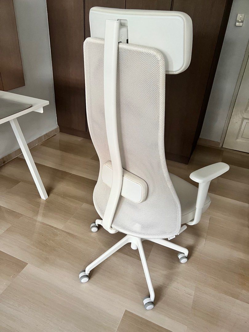 IKEA  JÄRVFJÄLLET ハイバックチェア(オフホワイト色) JÄRVFJÄLLET Silla escritorio con apoyabrazos, Grann blanco - IKEA