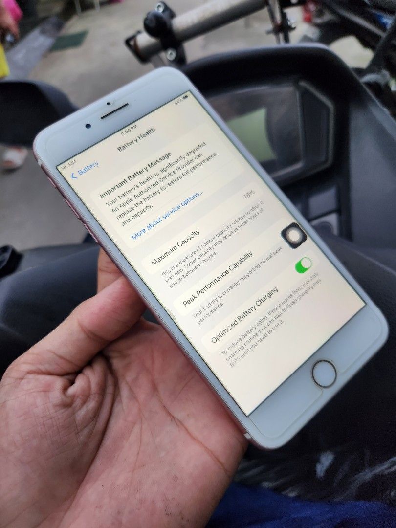Iphone 7 plua (Category: iPhone 7 Series) located in Quezon City. Submitted by mubrogadgets (Listing ID 1257780425, Image 3). Description: IPHONE 7 PLUS ✅️FACTORY UNLOCK ✅️32GB ✅️FINGER PRINT SCANNER ✅️no issue ✅️no history of repair ✅️orig lcd ✅️ntc approval ✅️napakalinaw ng camera.