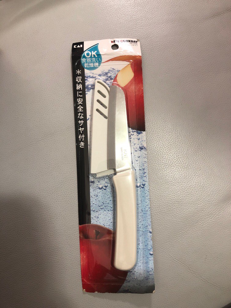 KAI fruit knife, 傢俬＆家居, 廚具和餐具, 餐具和餐具 Carousell