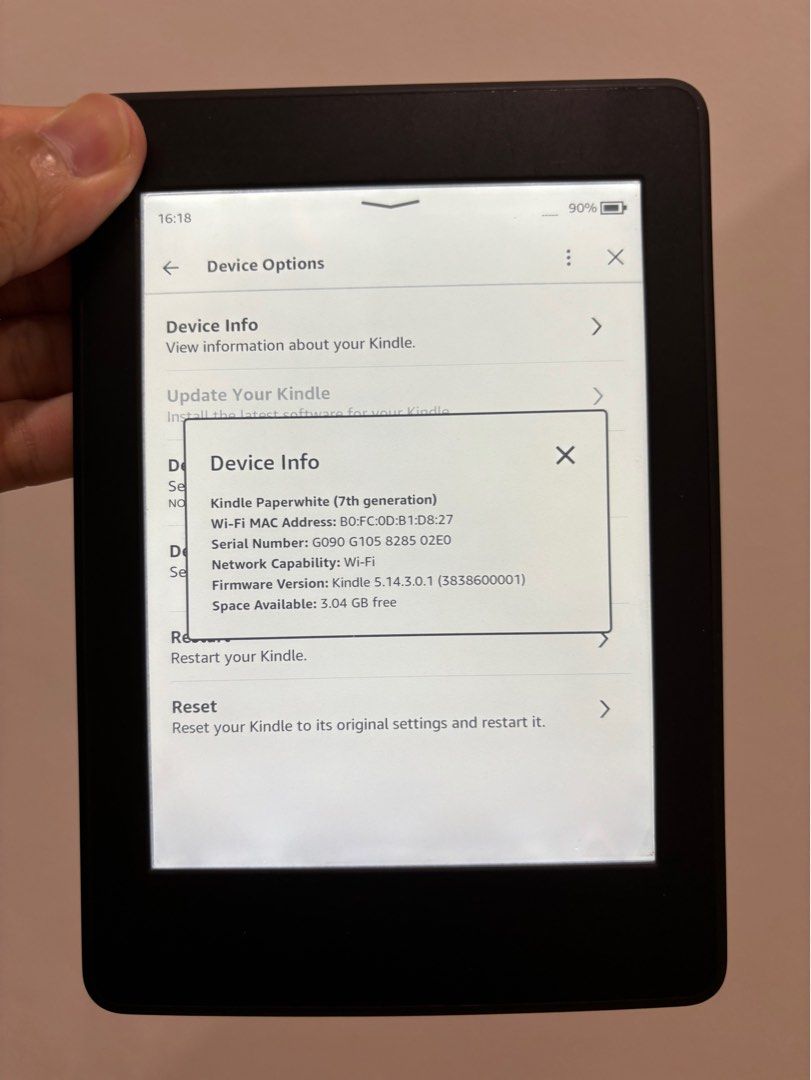 Kindle Paperwhite 7th Gen, 3GB, Mobile Phones & Gadgets, EReaders on