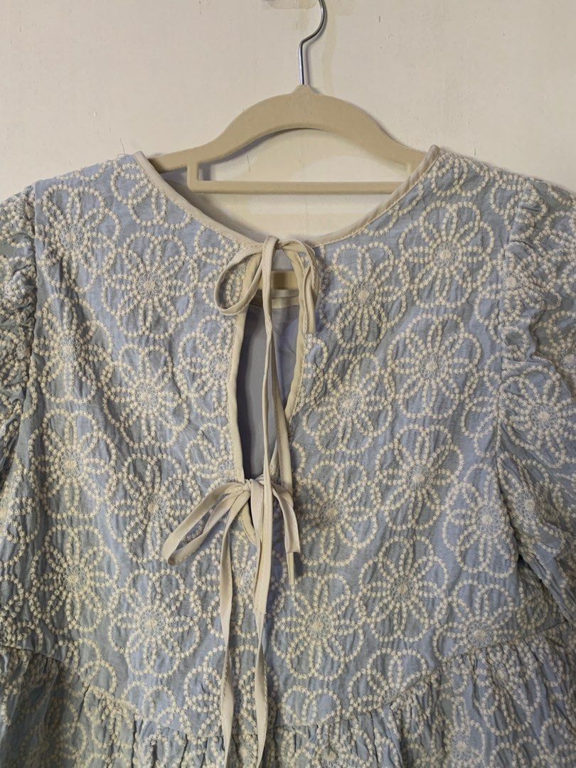 Korean peplum embroidered top (Category: Blouses) located in San Fernando. Submitted by project.cleanup (Listing ID 1257734595, Image 3). Description: I’m size med-large and it fits me well on all parts except bust huhu So pretty the back tie details super in ang ganito ngayon kya napabili 😅.