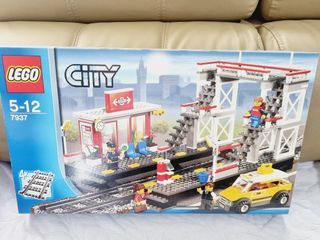 LEGO City Train Station 7937 Brand New Sealed Free Shipping