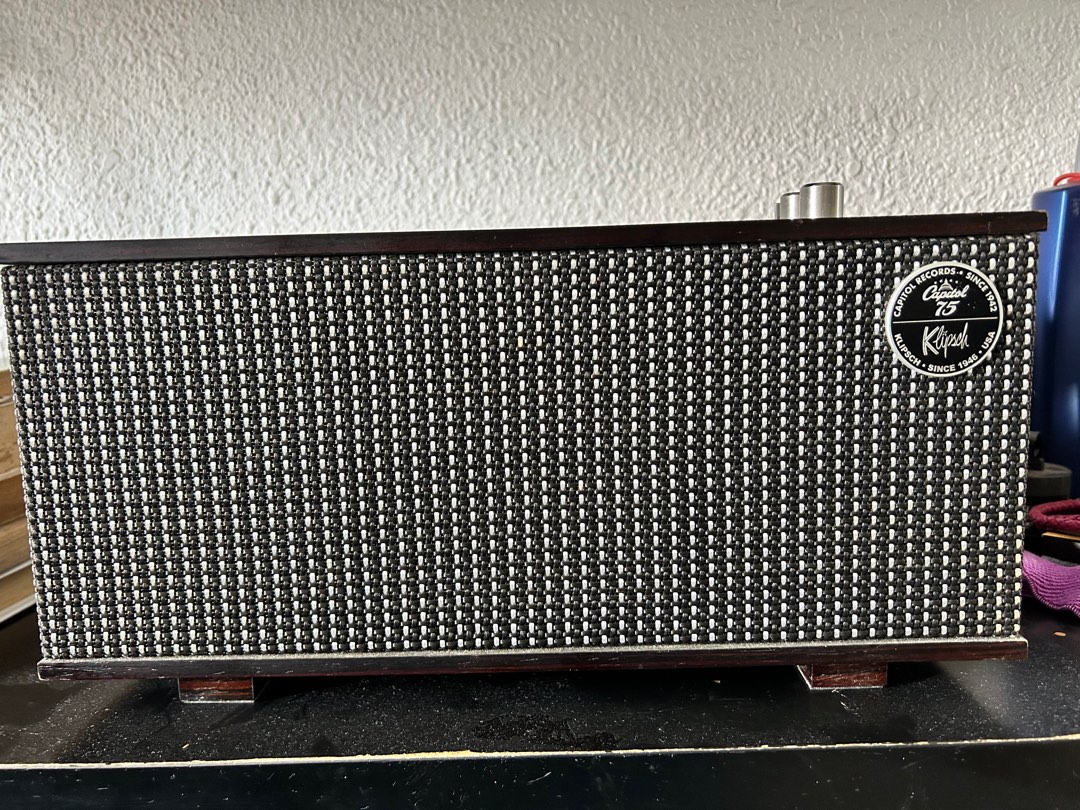 LNIB Klipsch The Capitol One Special Edition Bluetooth stereo speaker system