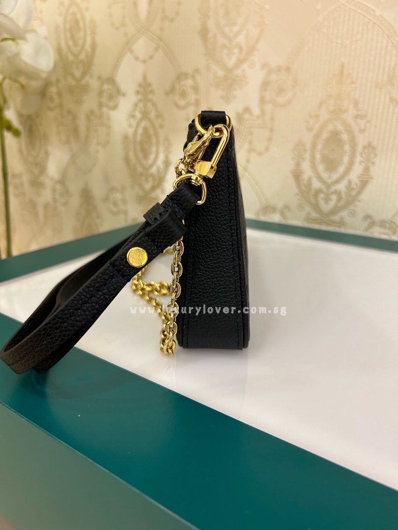 🖤BN below RP🖤Louis Vuitton Easy Pouch Noir Monogram Empreinte Leather