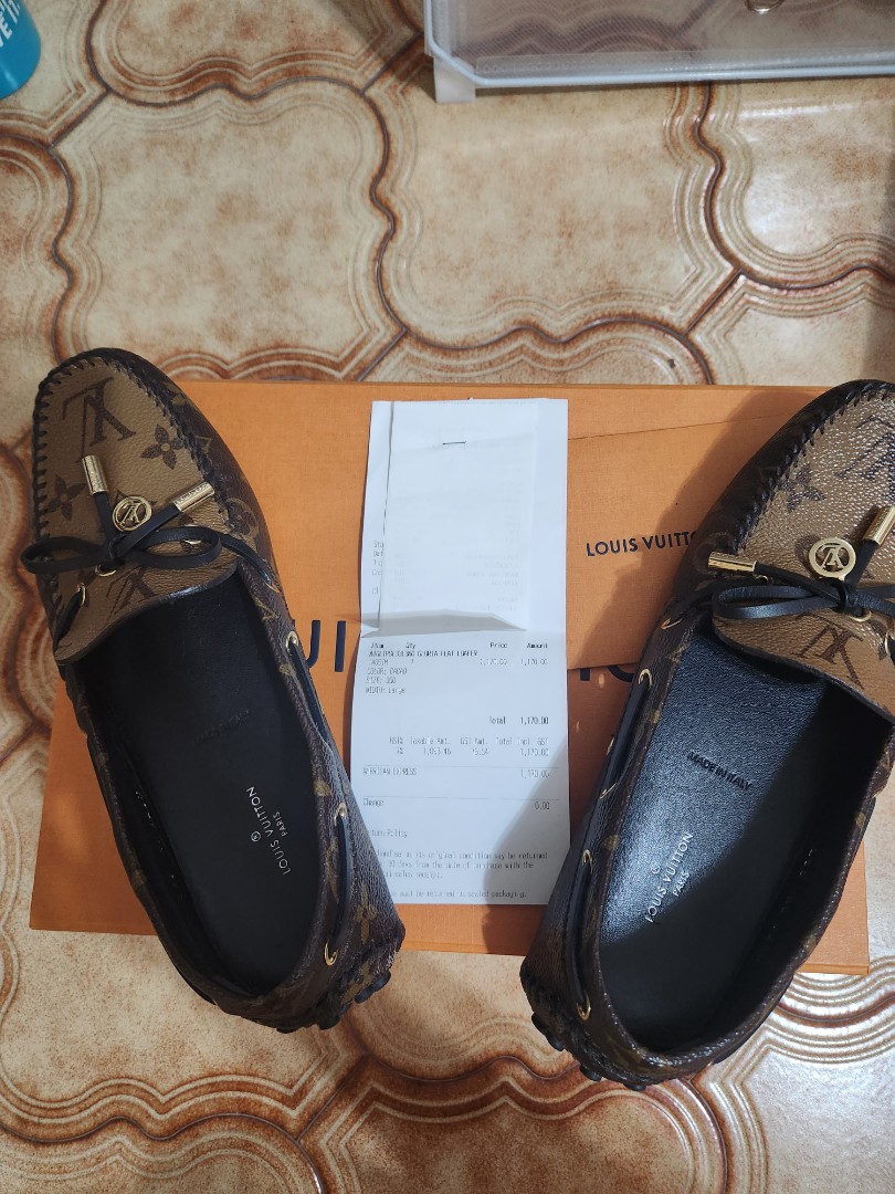 LV Gloria Flat Loafer, Women's Fashion, Footwear, Loafers on Carousell