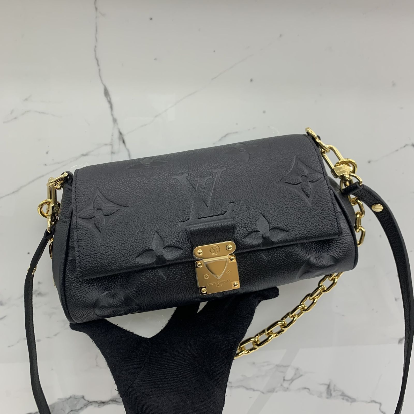 LOUIS VUITTON ONE HANDLE SHOULDER BAG (BLACK), Luxury, Bags & Wallets on  Carousell