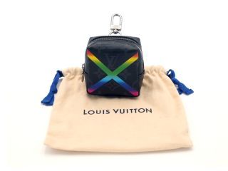 Louis Vuitton Limited Edition Monogram Vernis Raye Heart Coin Purse -  Yoogi's Closet