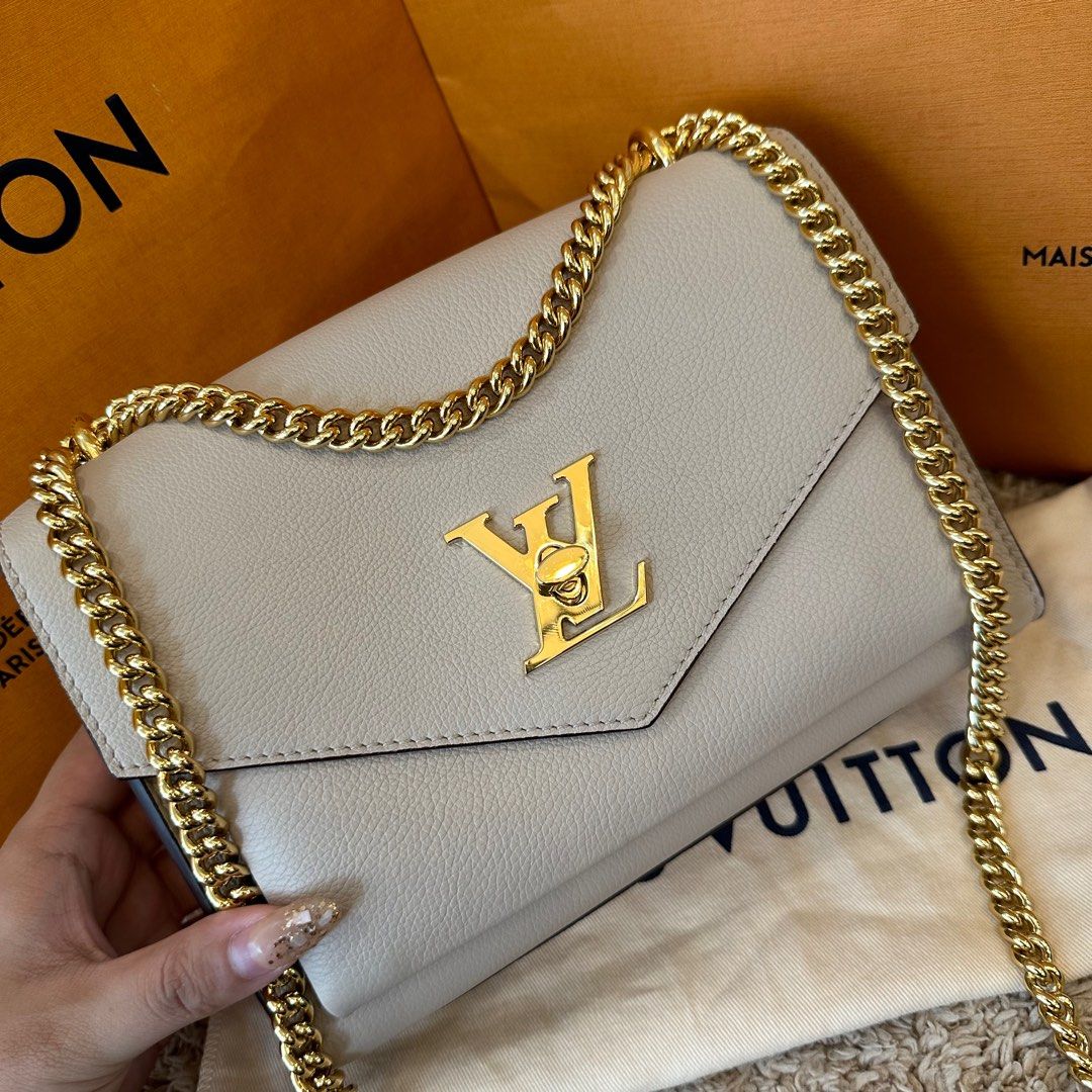 Louis Vuitton Greige Calfskin Lockme Shopper – myGemma