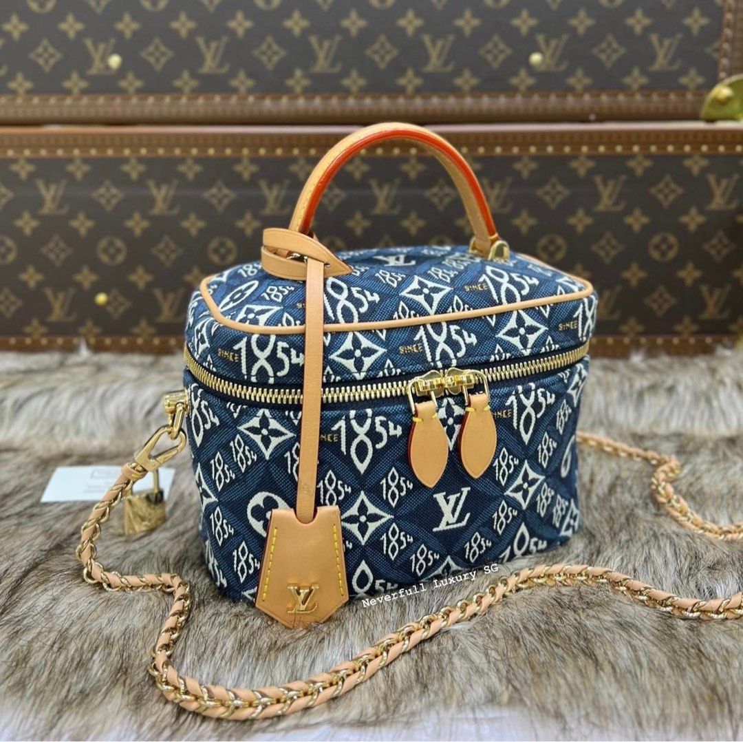Brand new Louis Vuitton Bottle Holder, Luxury, Bags & Wallets on Carousell