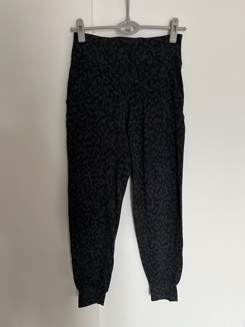 Lululemon leopard joggers outlet