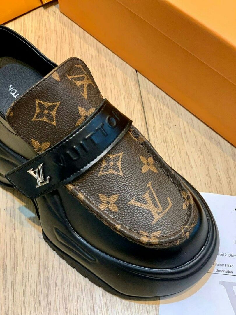 Louis Vuitton Men's LV Archlight 2.0 Platform Loafer