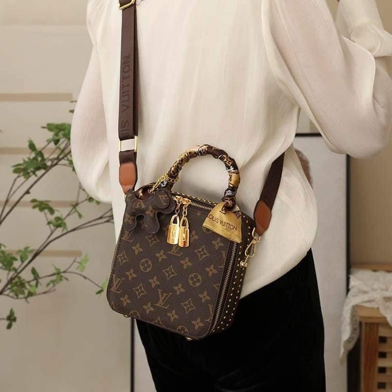 Crossbody L V mono rectangle bag sling bag- Topgrade, Women's Fashion, Bags  & Wallets, Cross-body Bags on Carousell
