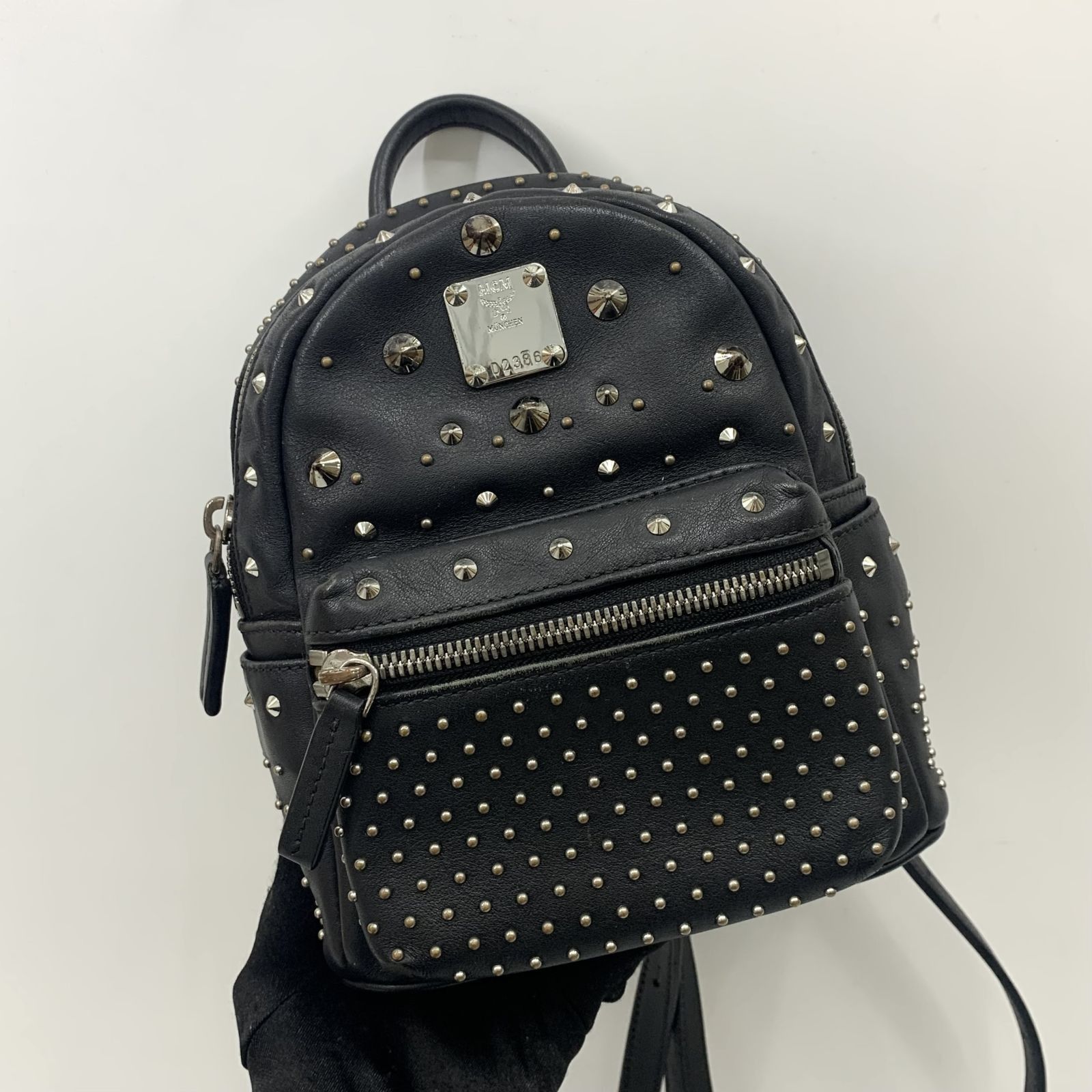 MCM Stark Backpack in Vintage Monogram Jacquard, Luxury, Bags & Wallets on  Carousell