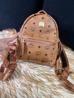 (Category: ) located in . Submitted by redbag_boutique (Listing ID 1257757803, Image 1). Description: .