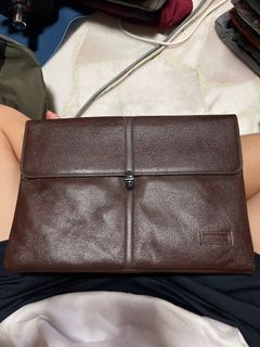 Louis Vuitton LV Kasai Clutch, Men's Fashion, Bags, Belt bags, Clutches and  Pouches on Carousell