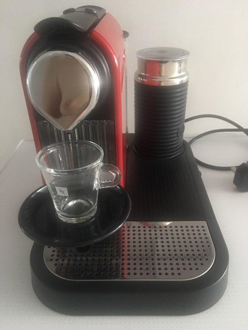 Nespresso Citiz C120 Espresso Maker with Aeroccino Milk Frother Titanium