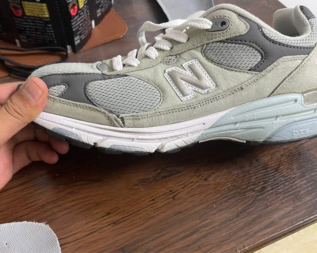 New balance 993 D GL 灰男裝鞋美國41.5, 男裝, 鞋, 波鞋- Carousell