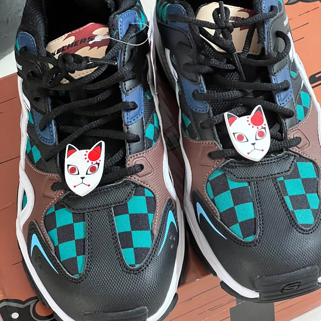 Skechers x top bape