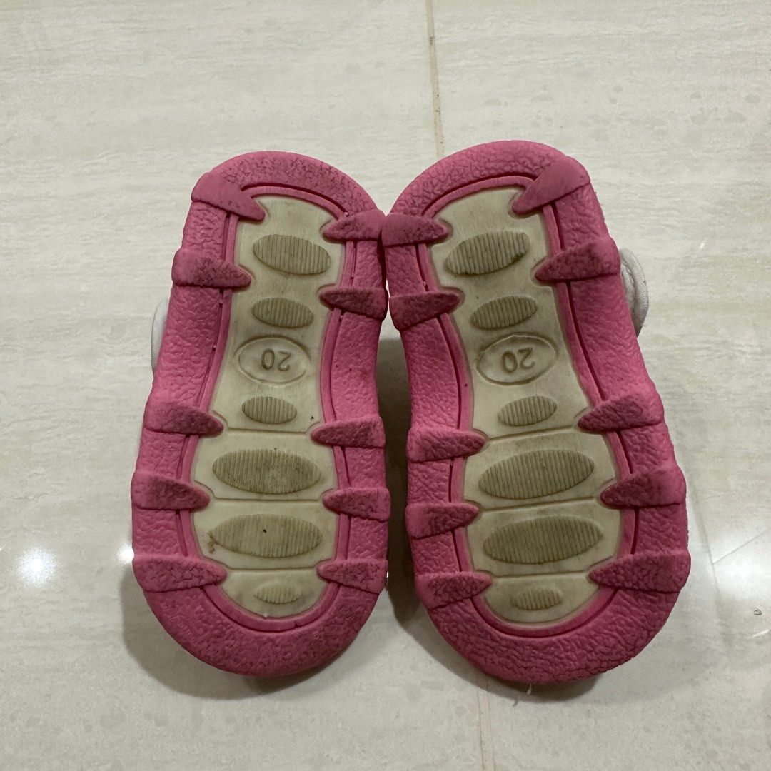 New walker shoes top