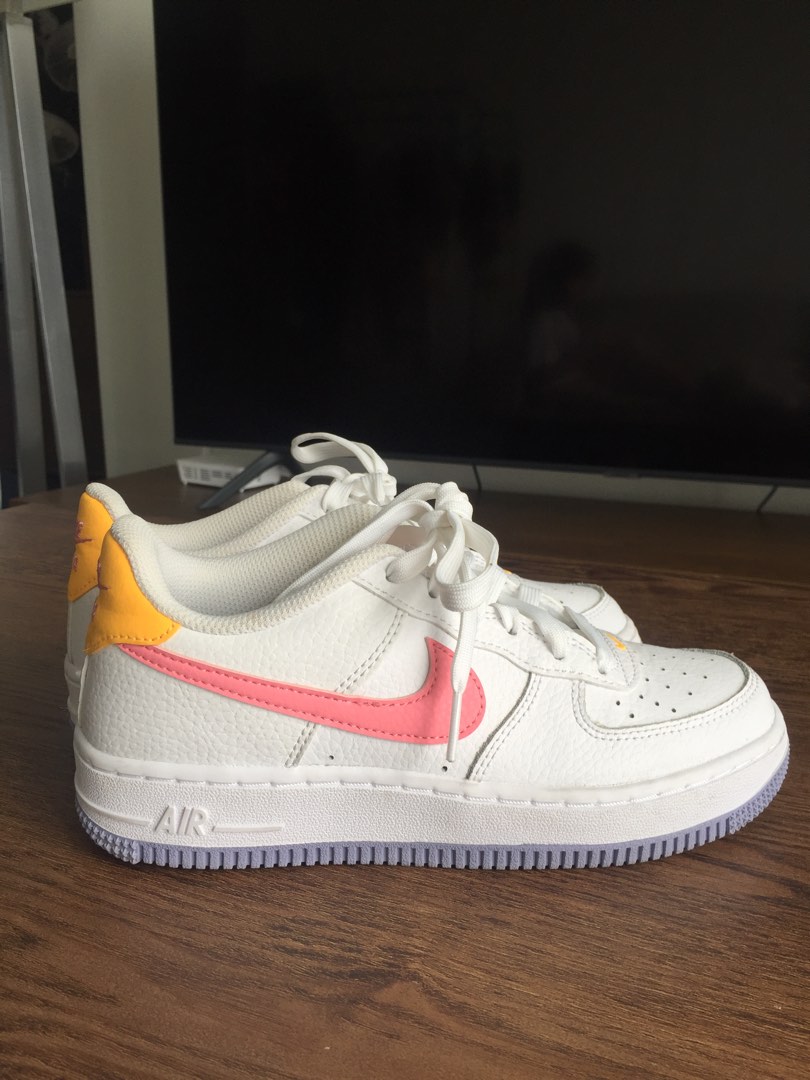 Nike air force 1 junior shop pink tick