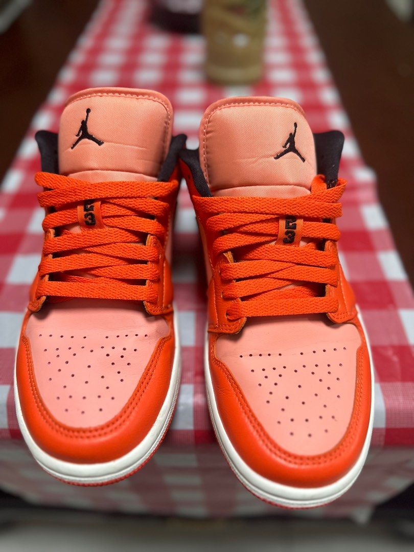 Nike air jordan clearance 1 mid orange black