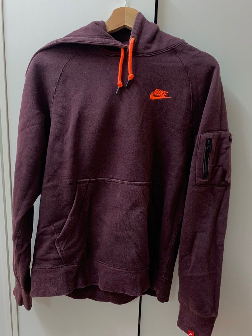 Nike discount maroon sweater