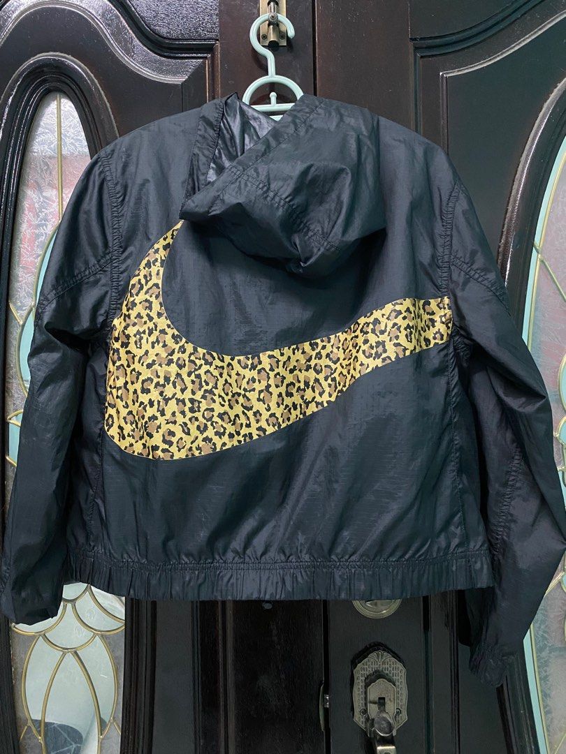 Nike Swoosh Parka Women s Fashion Tops Other Tops on Carousell