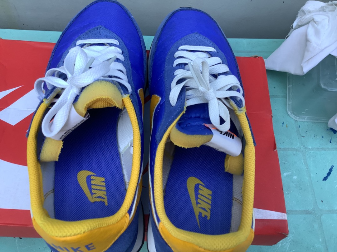 Nike wally waffle trainers online