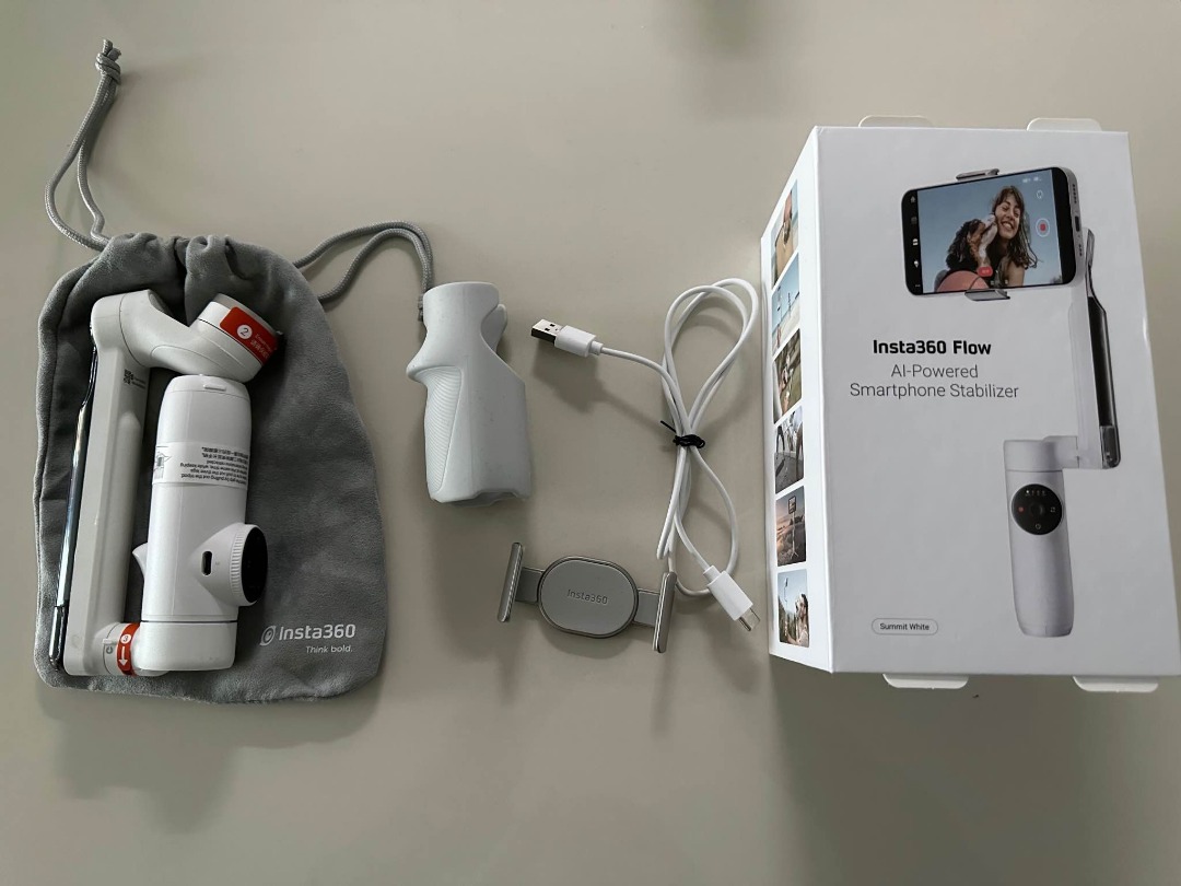 Insta360 Flow Gimbal Stabilizer (White), Photography, Photography ...