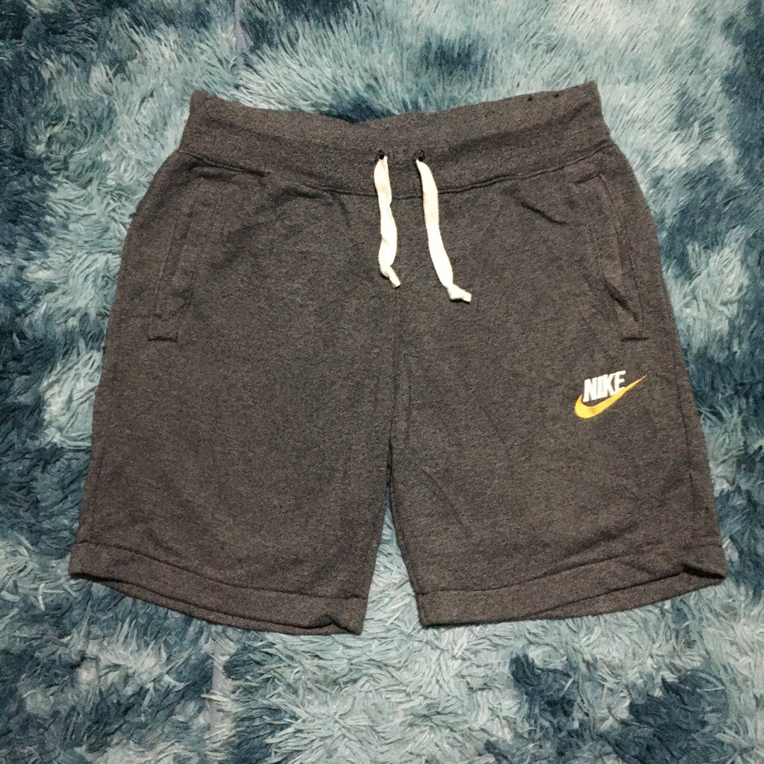 Sportswear heritage 2024 fleece shorts