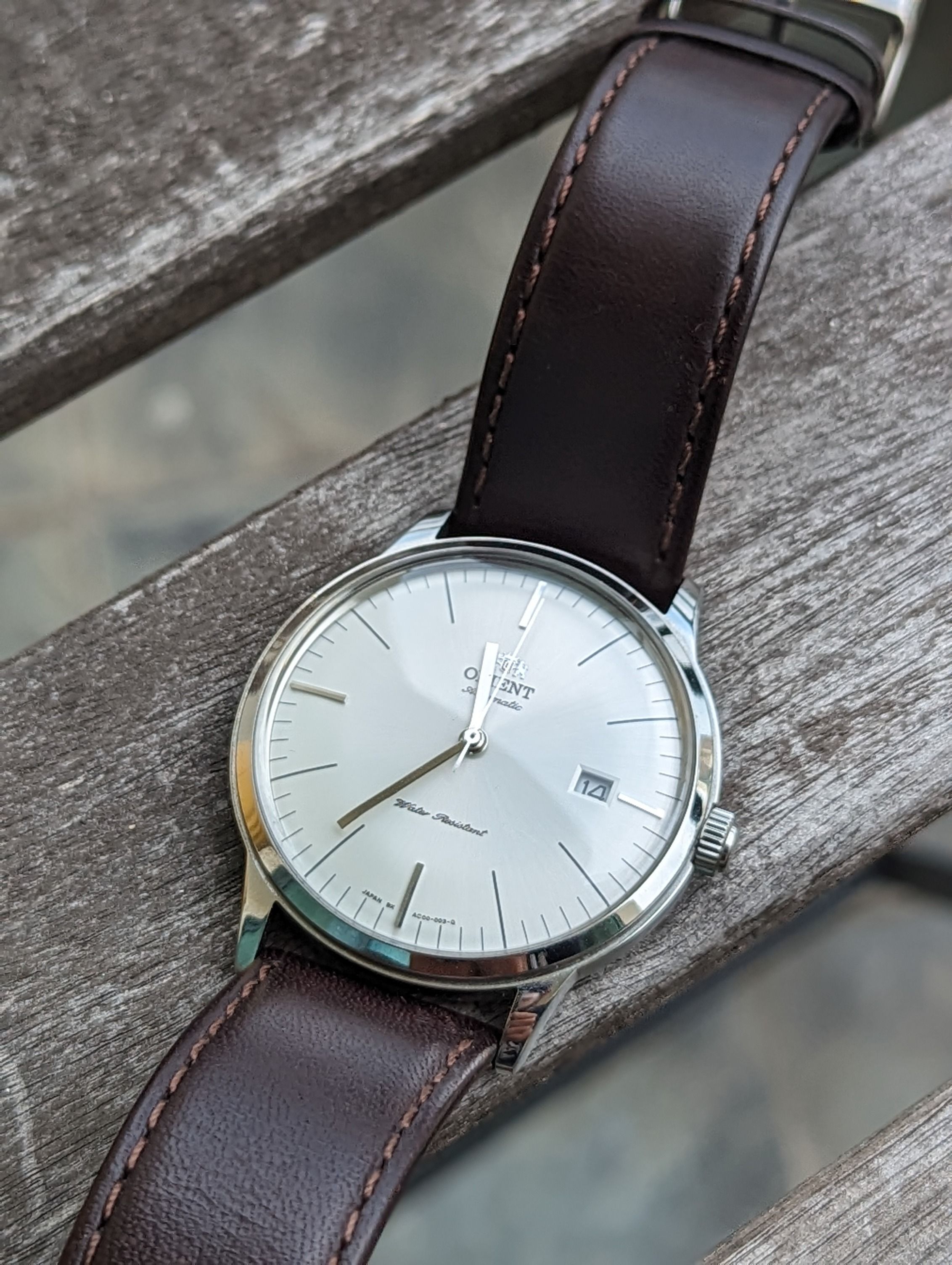 Orient bambino v3 gen 2 bauhaus anthracite top