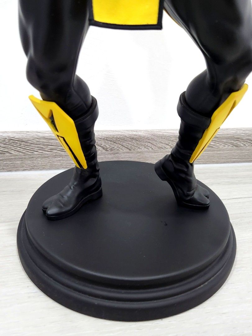 PCS Pop Culture Shock 1/4 Scale Mortal Kombat Klassic Scorpion Statue