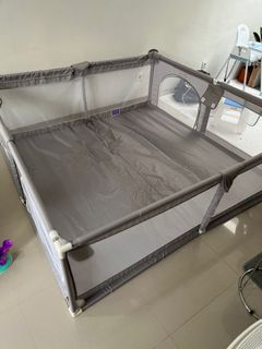 Playpen baby size 180x200