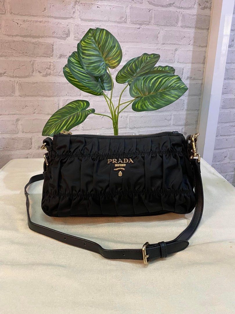 Prada gaufre sling bag online