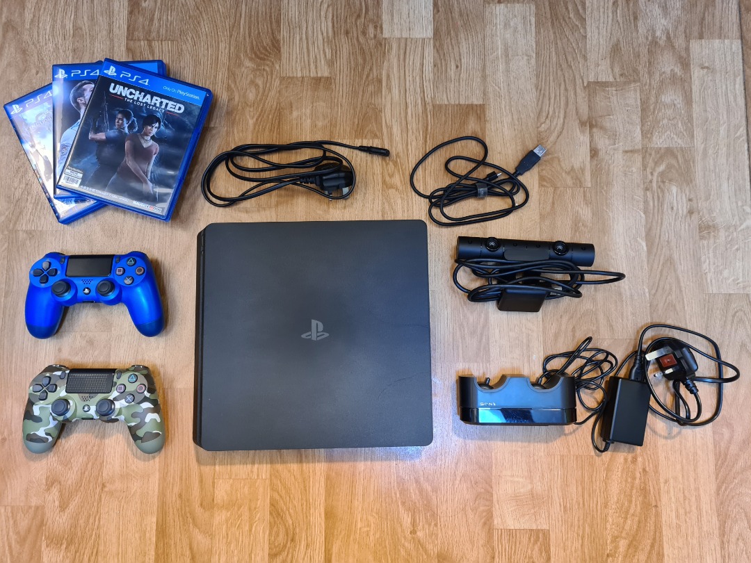 PlayStation 4 (PS4) Slim 1TB Storage + PlayStation Camera + 2